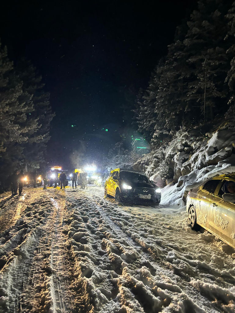 Karda Mahsur Kaldılar (2)