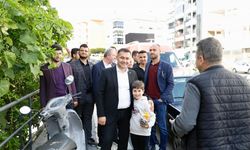 Başkan Yücel Prestij Caddesi esnafıyla buluştu