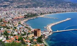 Herkes Gitti Alanya Kendi Kendine Kaldı