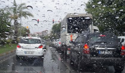 Alanya’da Hafta Sonu Sağanak Yağış Uyarısı: Hava Durumu Detayları