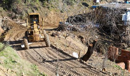 Alanya Belediyesi’nden Kırsal Mahallelere Yoğun Yol ve Altyapı Çalışması