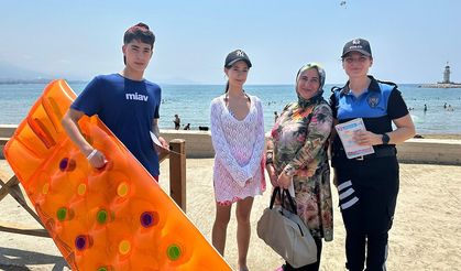 Engelsiz Halk Plajı’nda Bilgilendirme Faaliyeti