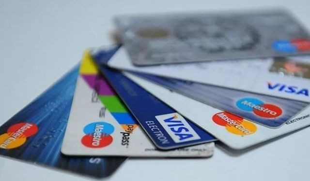 Kredi kartlarına faiz artışı geldi