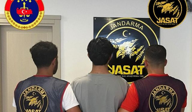 Antalya’da Jandarma Dedektifleri 72 Saatte 236 Aranan Şahsı Yakaladı